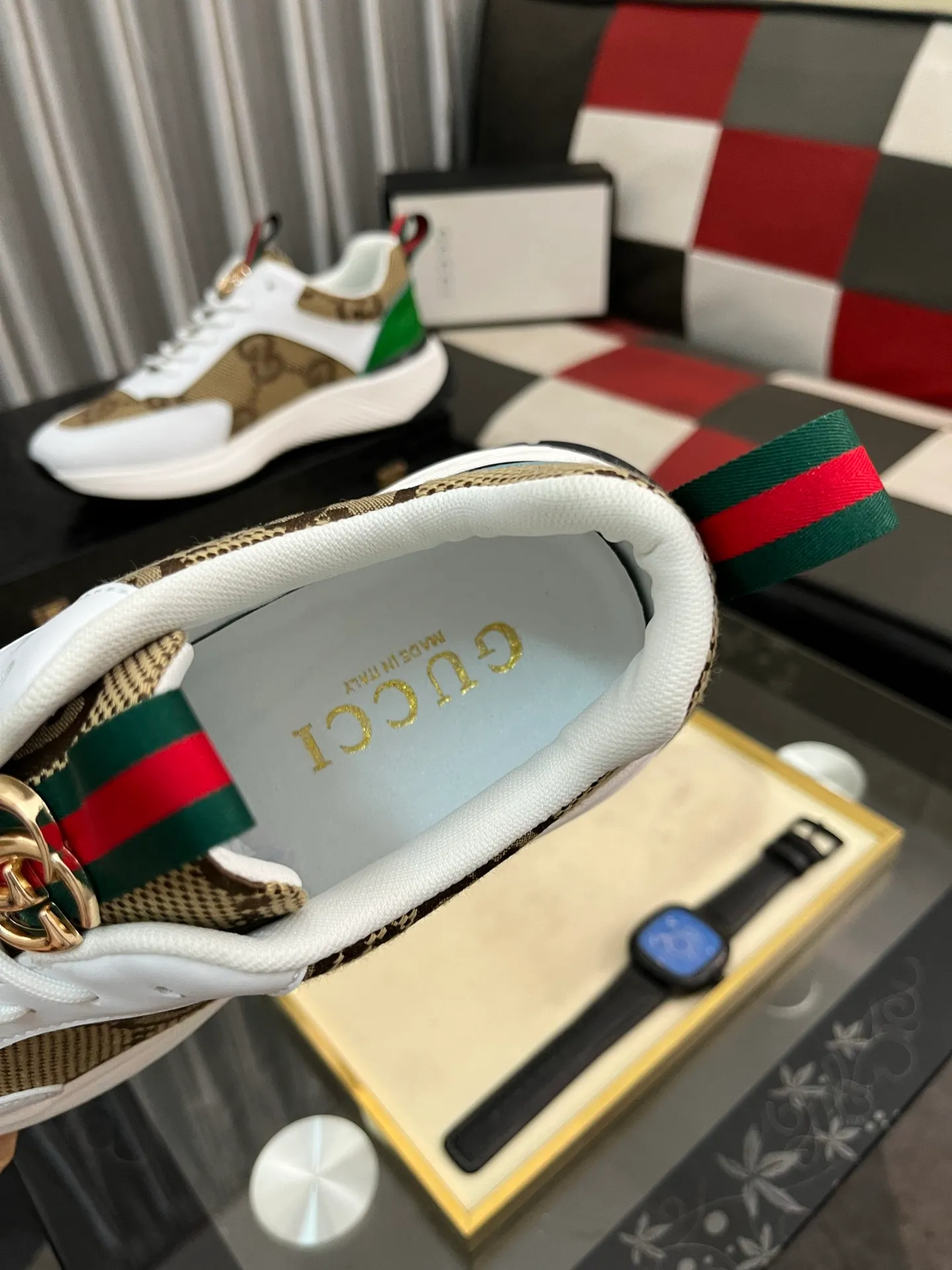 Men's Men's Shoes 💰458⌚️⌚️【GUCCI】Gucci men's latest white shoe series casual shoes! The official website is built 1:1. Upper: Made of imported cowhide, with electric embroidery ➕Inner lining: Made of high-quality first-layer pigskin, soft and comfortable. Picky material selection and exquisite workmanship give you the best enjoyment. Size: 38-443️⃣Colors available